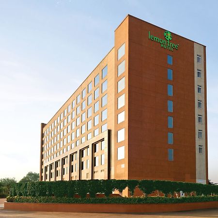 Lemon Tree Hotel Sohna Road Gurgaon Exterior photo