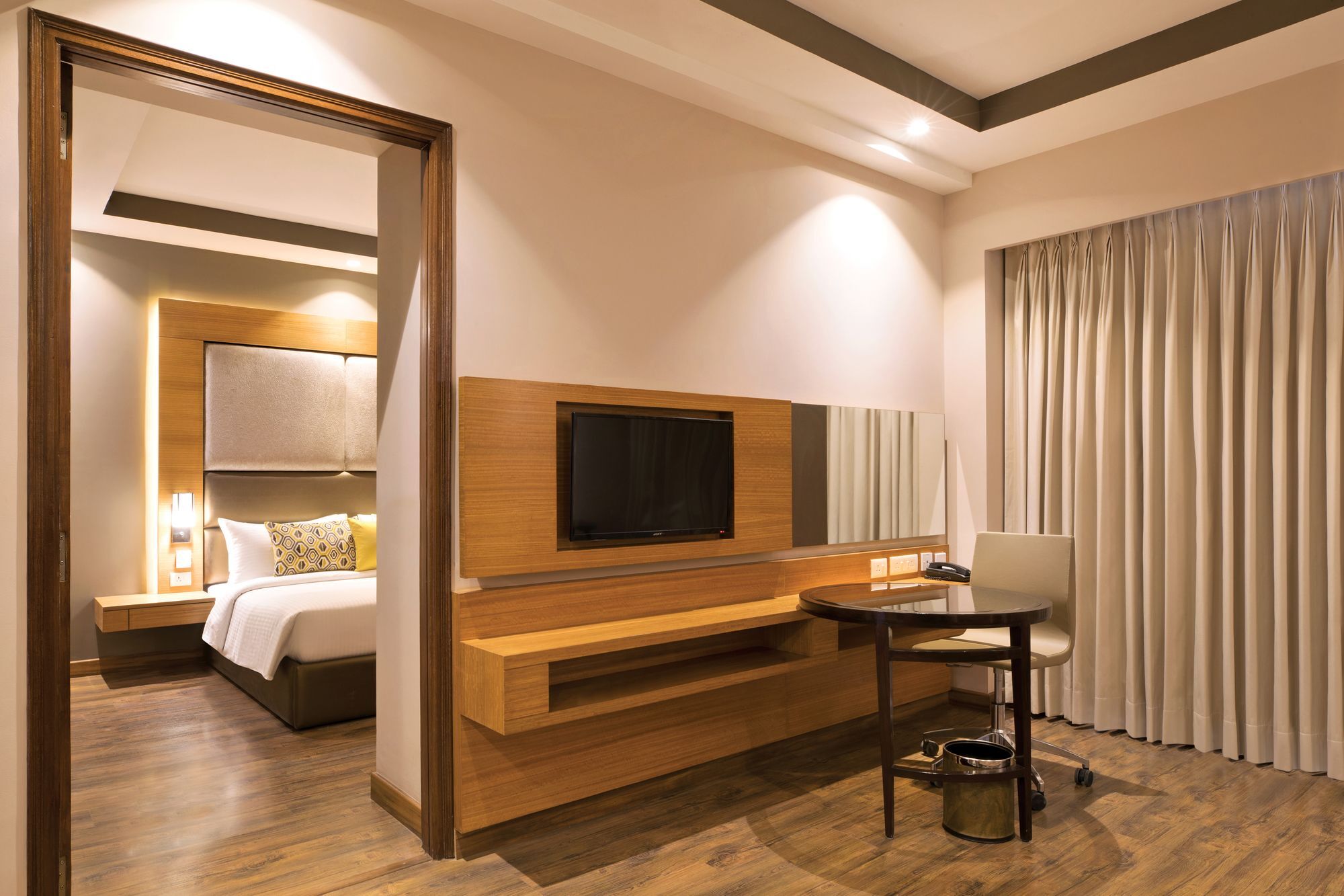 Lemon Tree Hotel Sohna Road Gurgaon Exterior photo